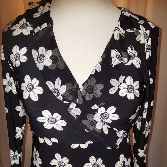 Tommy Hilfiger Black white flower ruffle dress 4 - Picture 3 of 6